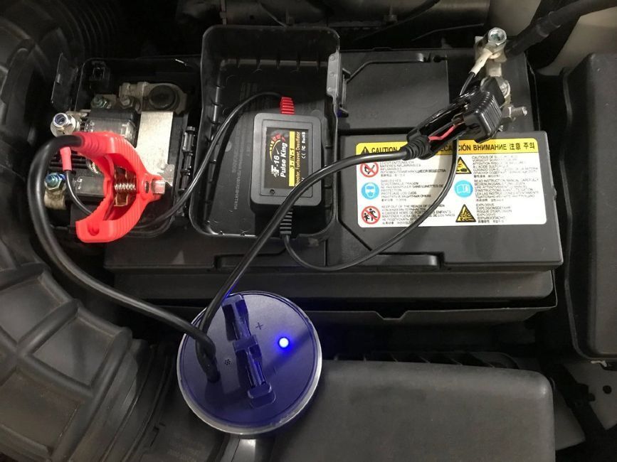 12 Volt Battery Analyzer with Bluetooth