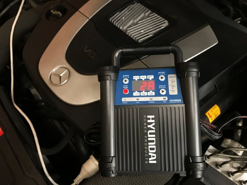 Hyundai Smart Battery Charger 6-12-24V 15AMP*