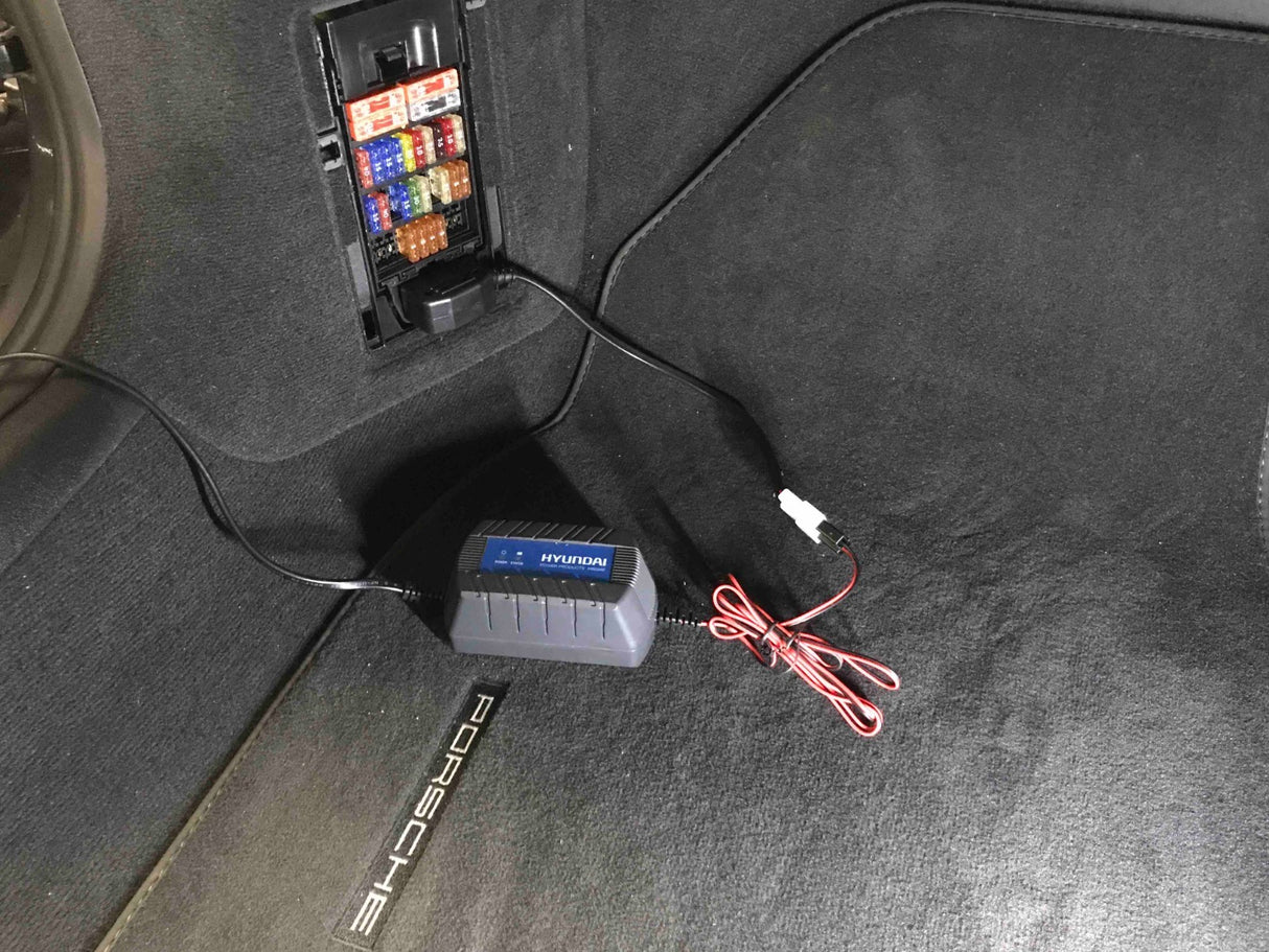 Battery Maintenance & Smart Charger 12V 1.5AMP*