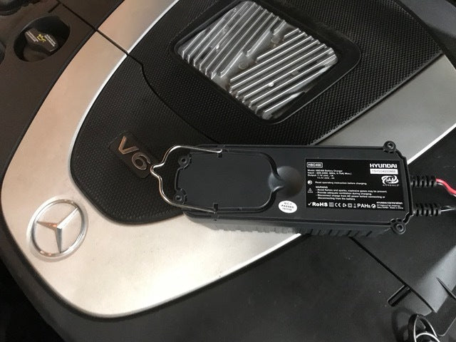 Hyundai 4 Amp Battery Maintenance & Smart Charger DC 6-12V*