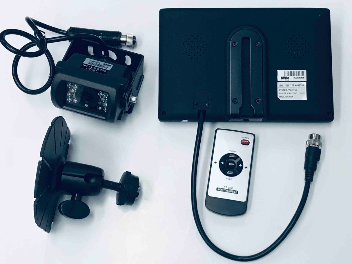 Rear Camera and 7" Monitor System >