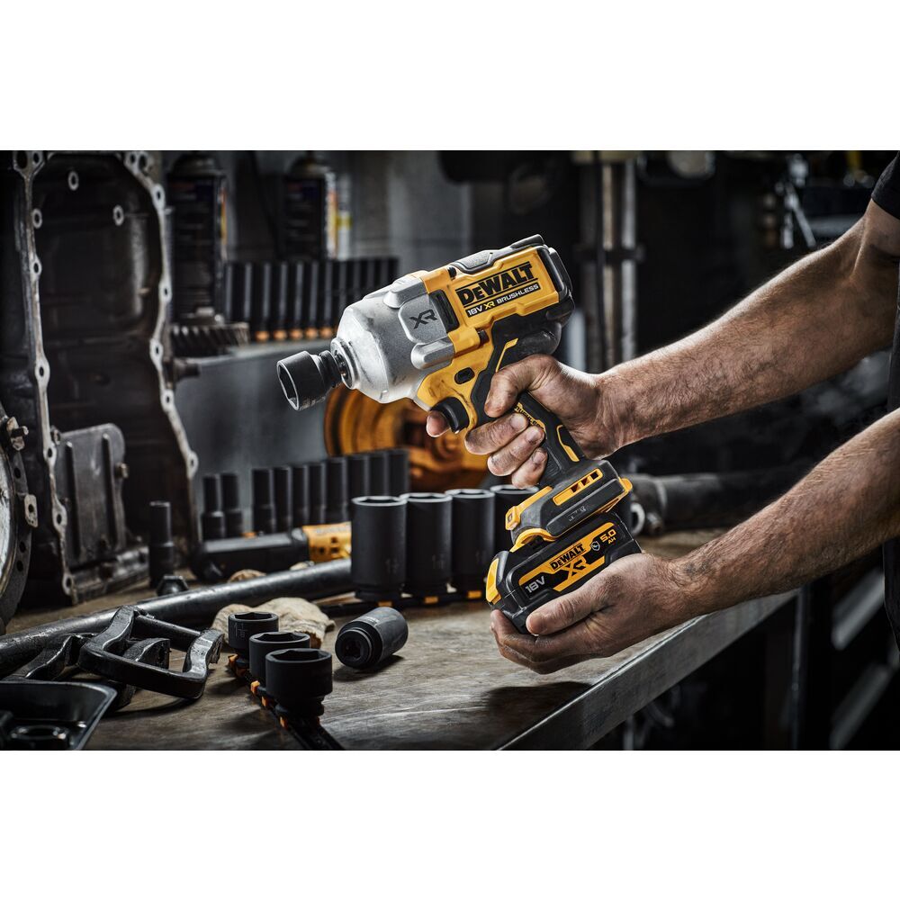 DeWalt 18V XR Brushless Premium High Torque Wrench (tool only) DCF961N-XJ