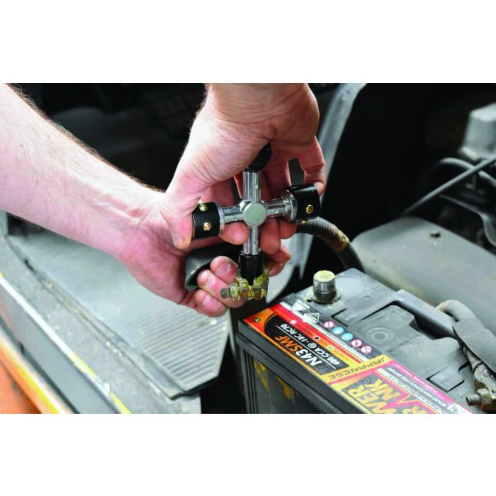 Charge Battery Post Terminal Cleaner 4-Way Scraper Reamer