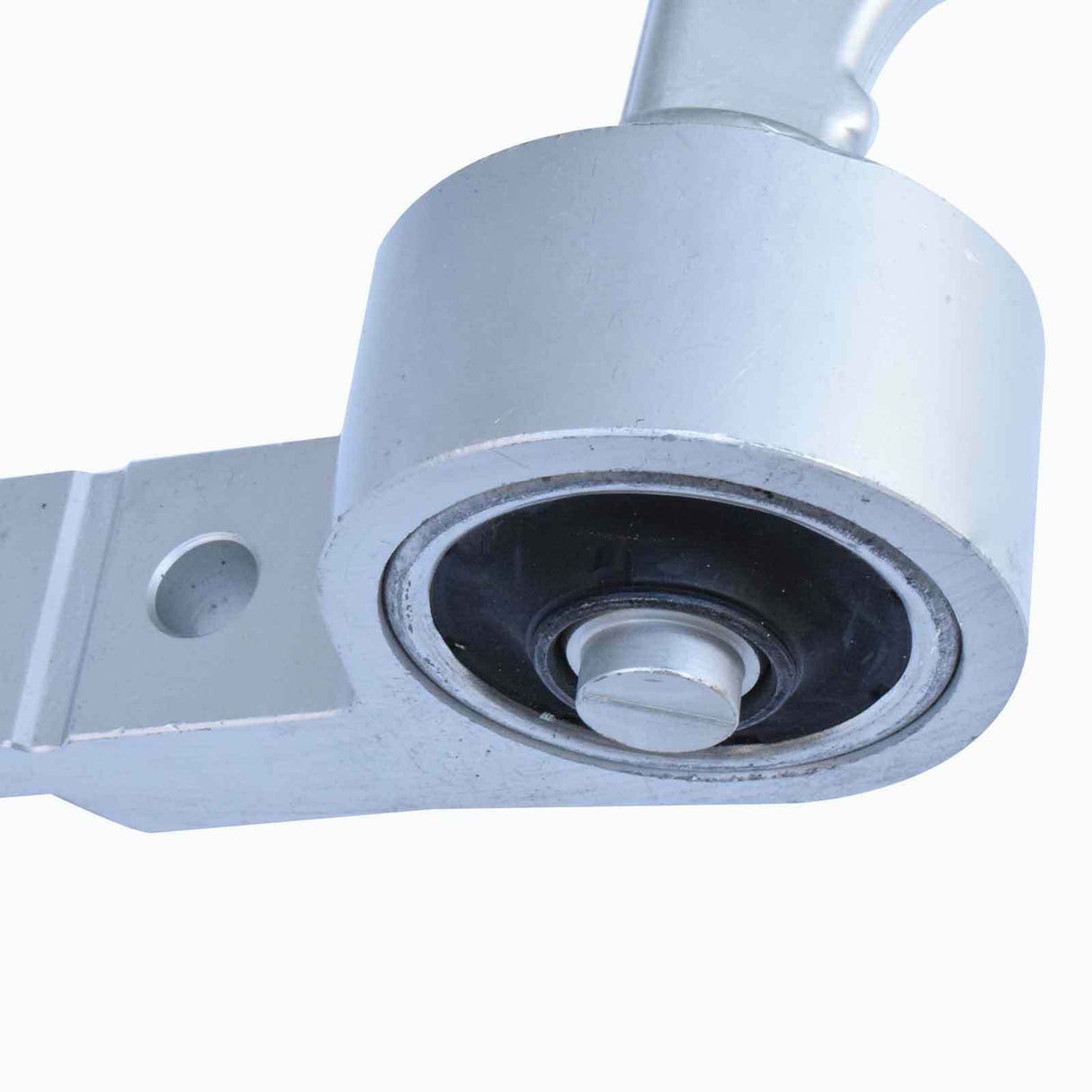 Left and Right Lower Control Arms Suits Nissan X-Trial T30 2000-2007