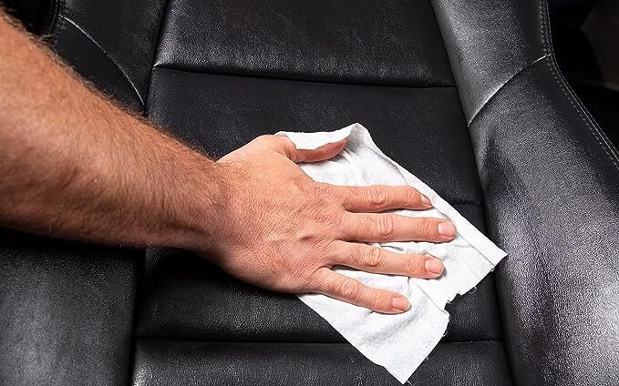 Meguiars Gold Class Rich Leather 3-in-1 Wipes