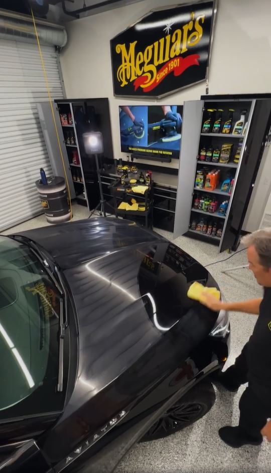 Meguiars Gold Class Carnauba Plus Paste Wax