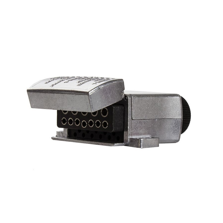 12 Pin Flat Metal Trailer Socket
