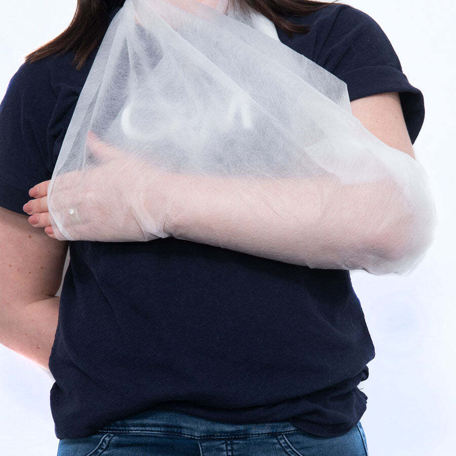 Triangular bandage, 96cm x 96cm x 136cm