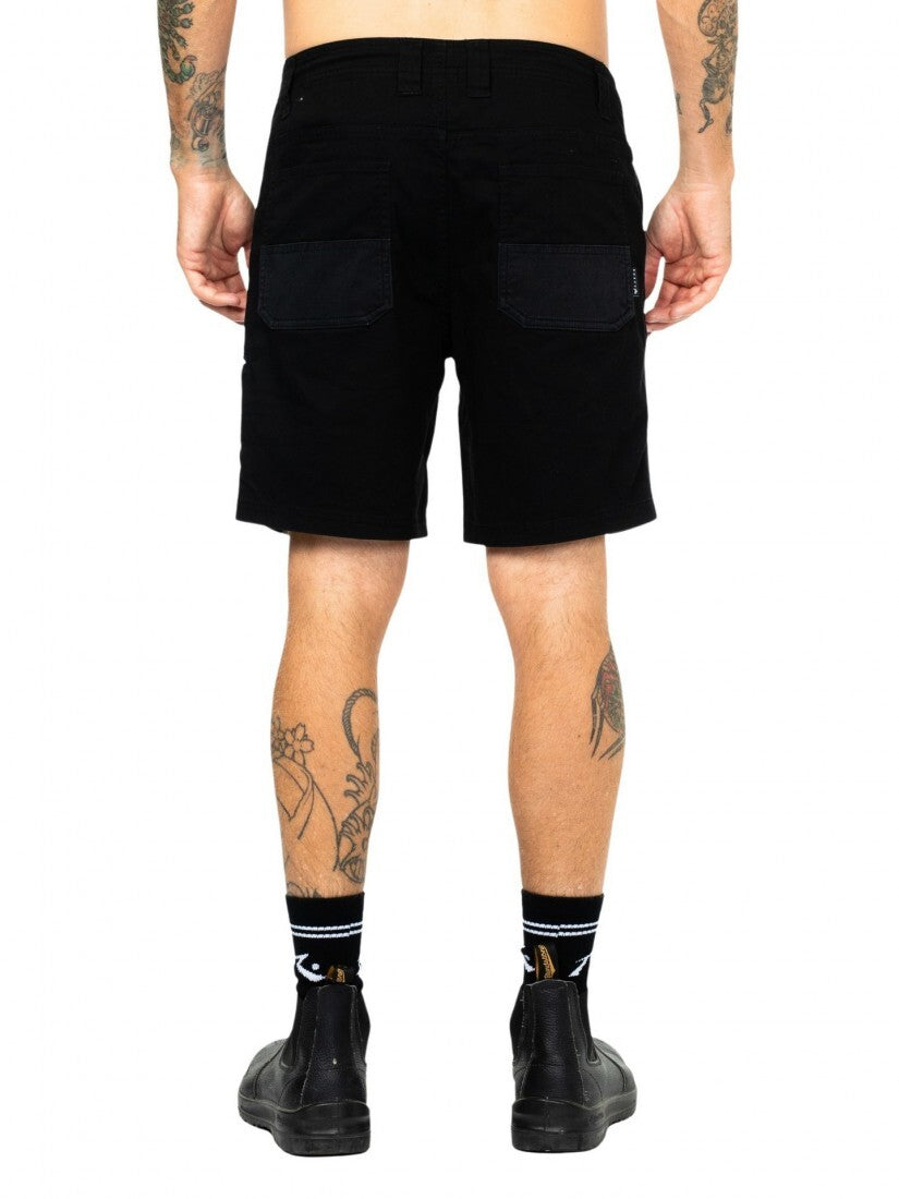 Under Taking 18 Short Colour Black