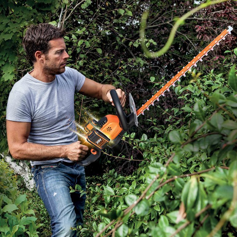 WORX 40V Cordless 60cm Hedge Trimmer - POWERSHARE Tool Only - WG284E.9