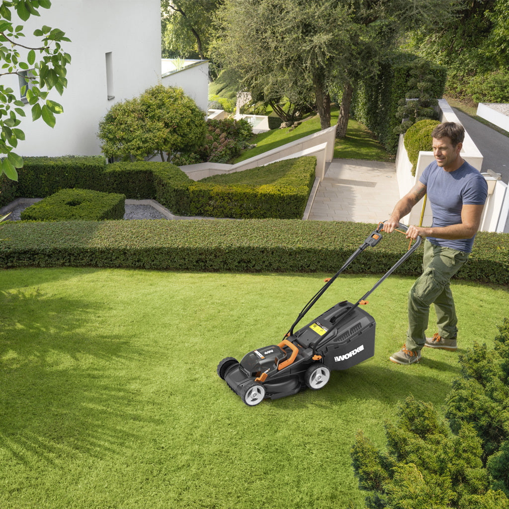 WORX 40V (20V x 2) 34cm Push Lawn Mower Kit w/ 2x POWERSHARE Batteries & Charger - WG779E